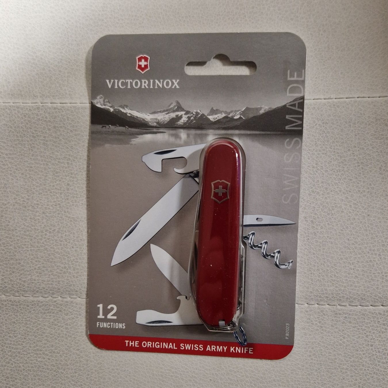Victorinox Coltelli da cucina: Victorinox Messer – Nuovo e nell'imballaggio originale da Dorf venduto da Messer-Schweiz