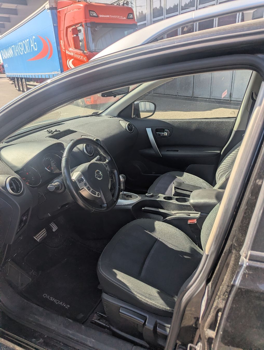Nissan Autos: Nissan Quasquai+2 – Defekt aus Herisau von Vestigio 8
