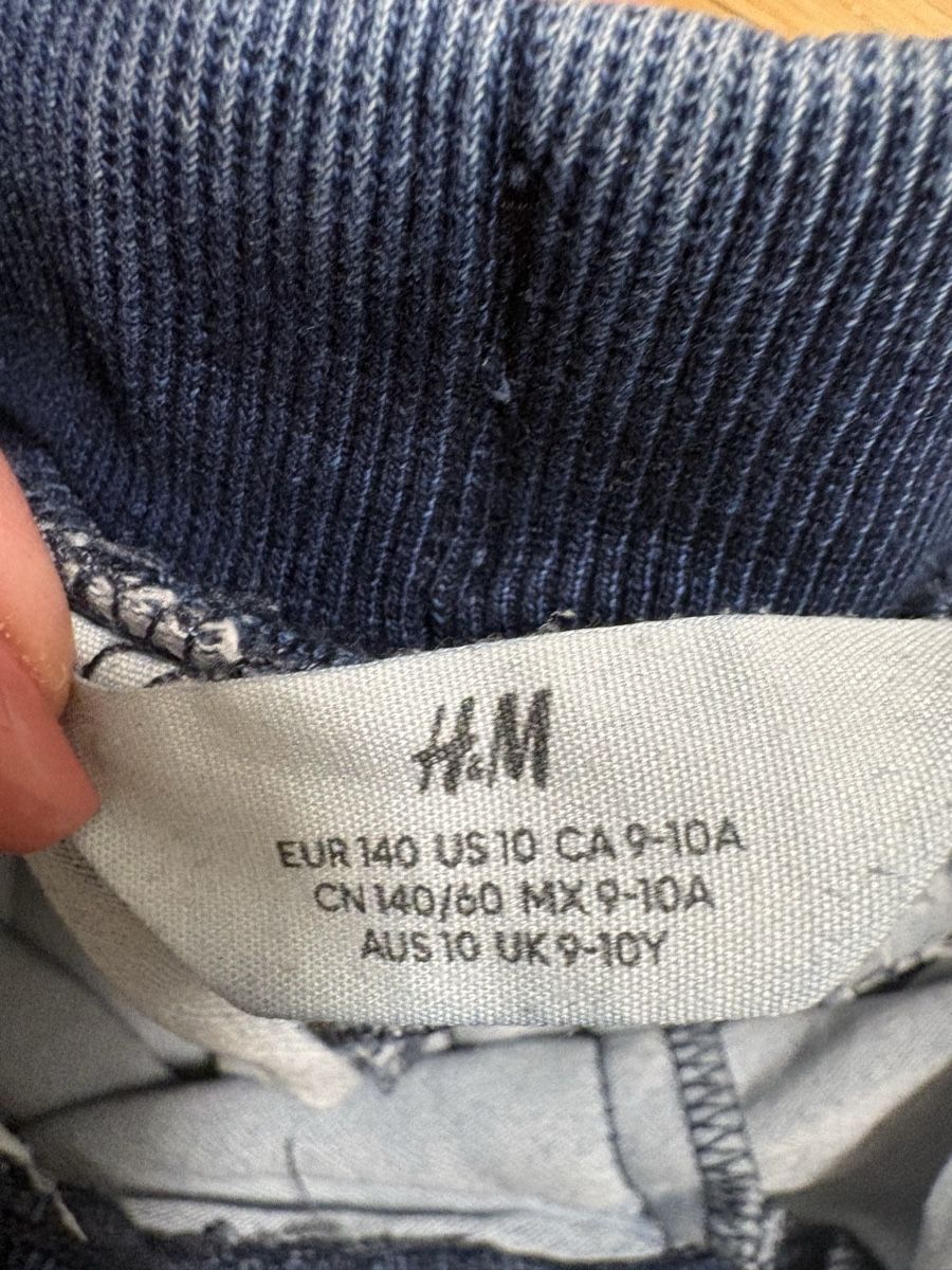 H&M Pantaloni: Jeanshose Junge Gr. 140 – Usato da Winterthur venduto da Baby117 1