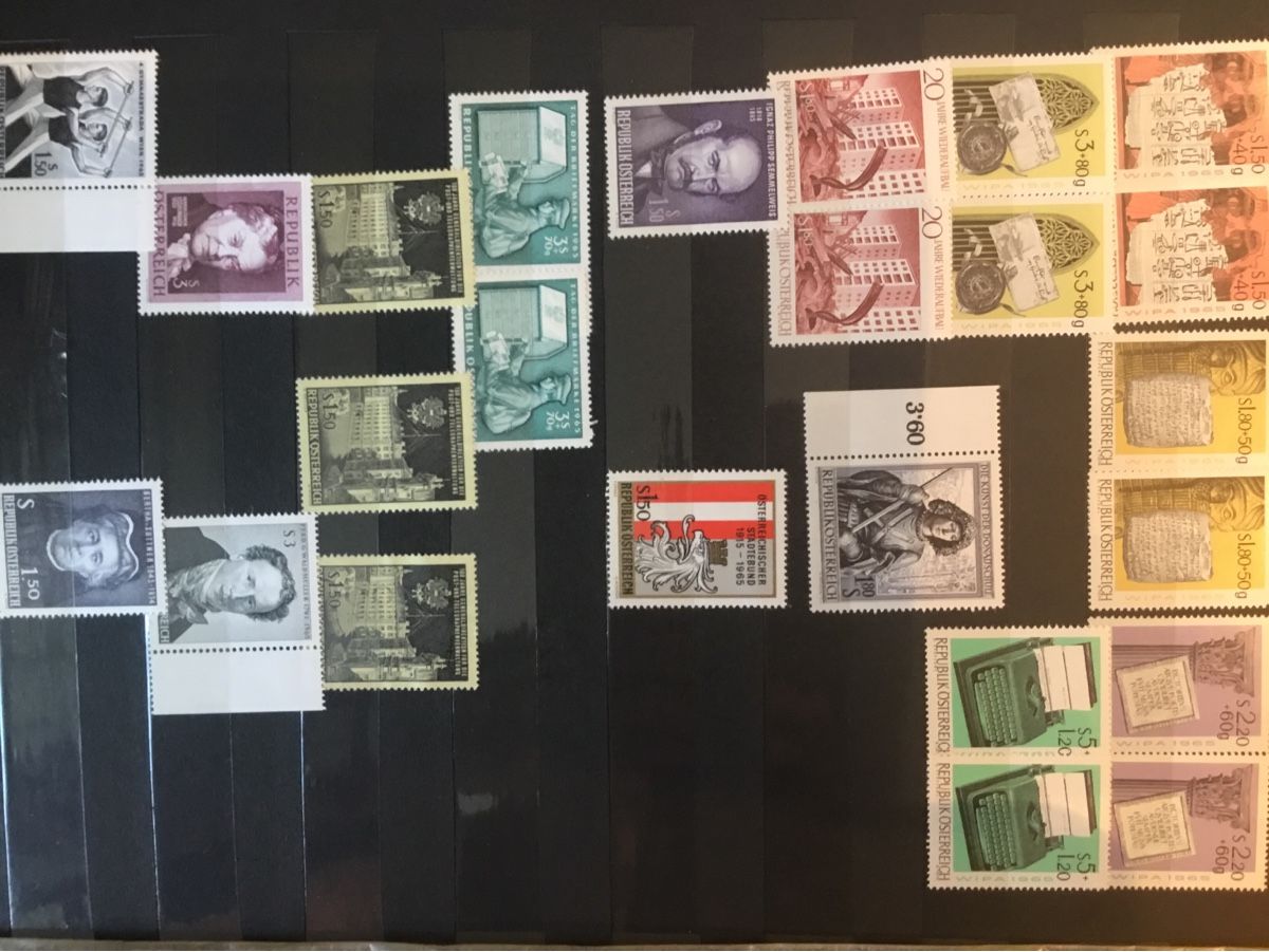 Alben: Album mit 10 Doppelseiten 24x32 mit Briefmarken Österreich – Gebraucht aus steinach von Haudi5 4