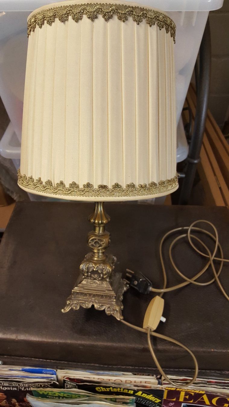 Lampade: Tischlampe – Usato da Reinach venduto da 3Guggerli 3