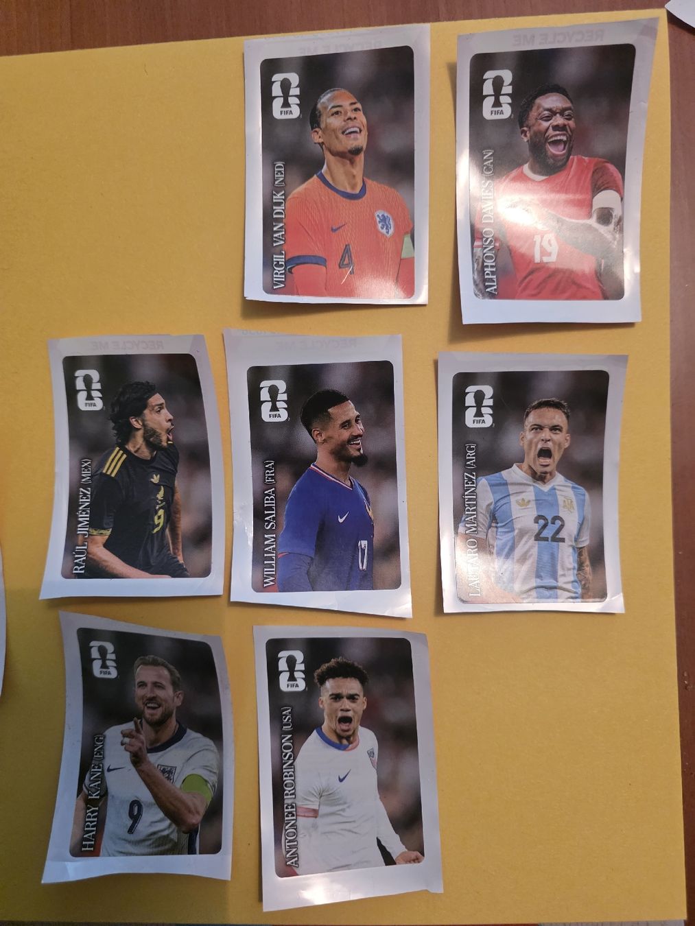 Panini Carte collezionabili: panini Coca-Cola alle 12 – Nuovo (secondo la descrizione) da Zürich venduto da Dasgaudi 2