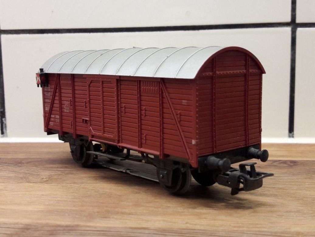 Märklin Modellini di ferrovie: Märklin HO AC : DB wagon "Gm 39" avec signal de queue – Usato da Buttes venduto da Cafe2005 2