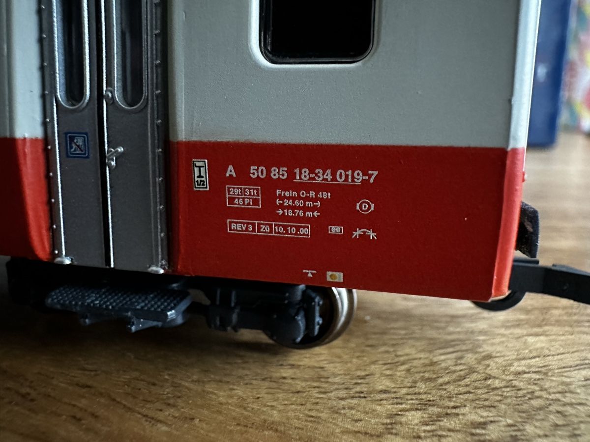 Liliput Modelleisenbahnen: Liliput SBB Swiss Express EW III A – Gebraucht aus Sissach von  5