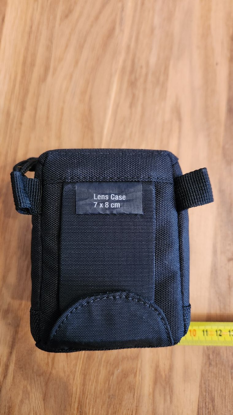 Lowepro Borse: Housse sacoche Lowepro pour objectifs 7x8cm  – Nuovo (secondo la descrizione) da Aigle venduto da Mickael-b4 1