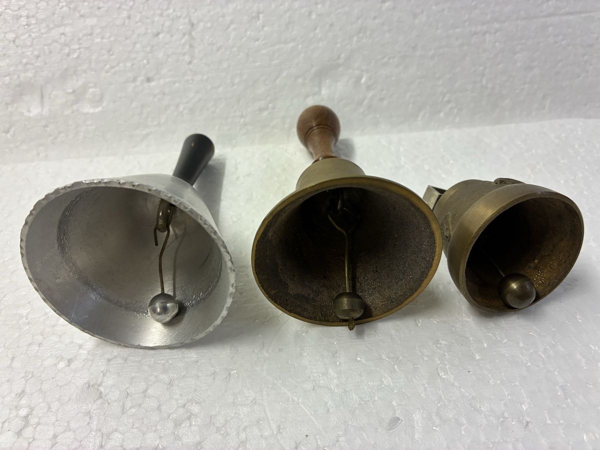 Glocken & Treicheln: 11 verschiedene Glöcklein – Gebraucht aus Bubendorf von Mia111 2
