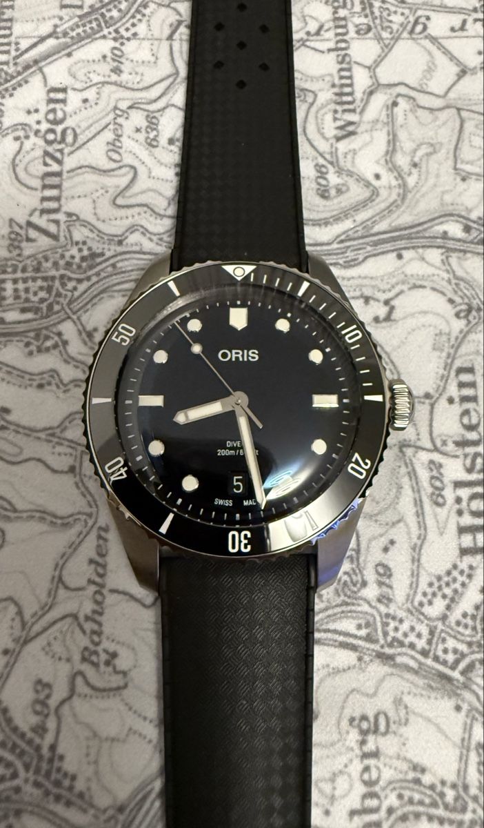 Oris Montres: Oris Divers Date 39mm mit Garantie – Neuf (Voir description) à Frenkendorf par RAJN