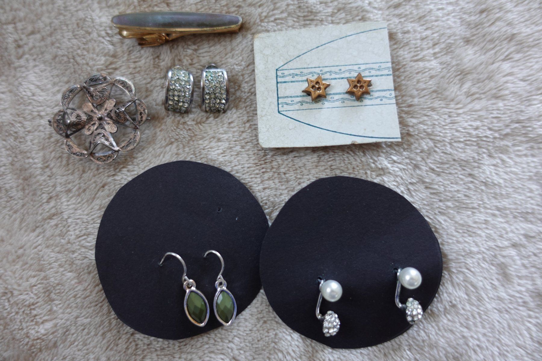 Altri gioielli: 1 schönes 31 teiliges Modeschmuck Set – Usato da rorschach venduto da Babsi64 2