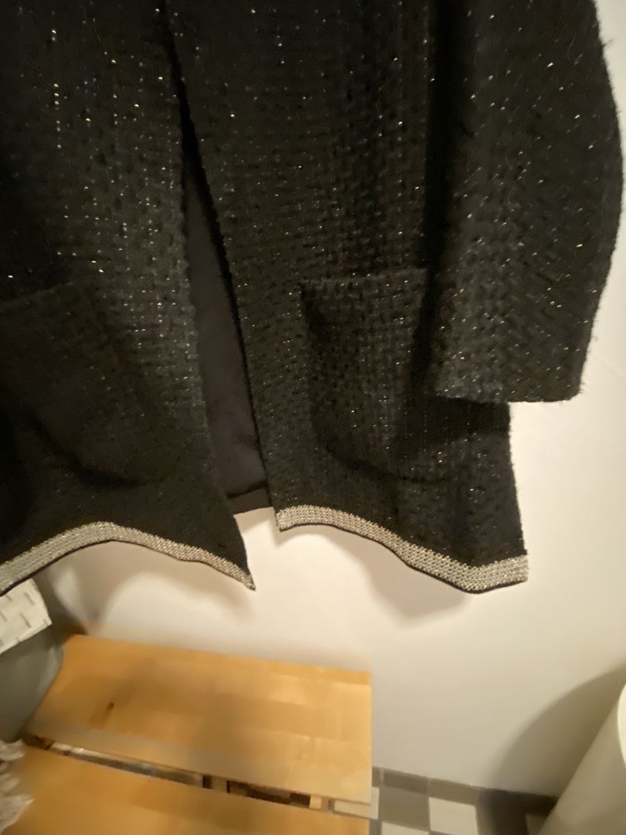 Vestes: Edle AMOE Jacke mit Gold Effekt, Grösse M – Neuf (Voir description) à Zürich par linlin02 2