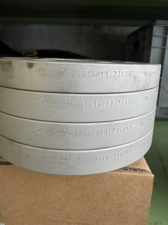 Tutti pezzi di ricambio auto: Distanzscheiben 15mm 4x100 – Usato da Hasle LU venduto da FvF 2