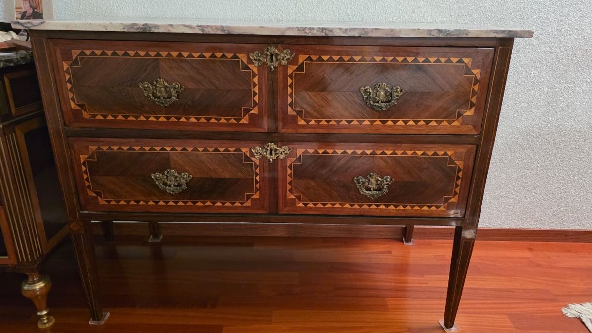 Kommoden: Commode XVIII ème siècle – Gebraucht aus Luzern von Jgl 2