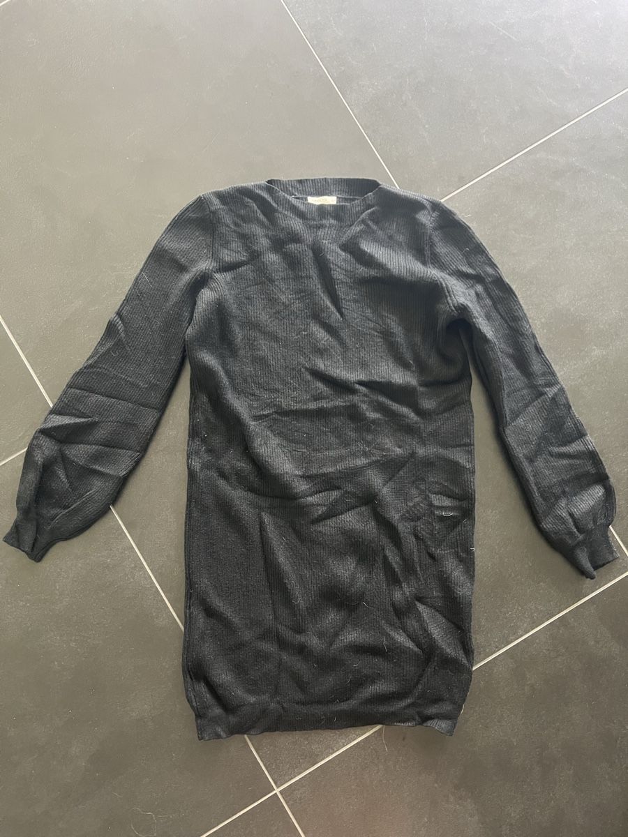 Kleider: Strickkleid, schwarz, Gr. S – Gebraucht aus Bilten von and_6hjn