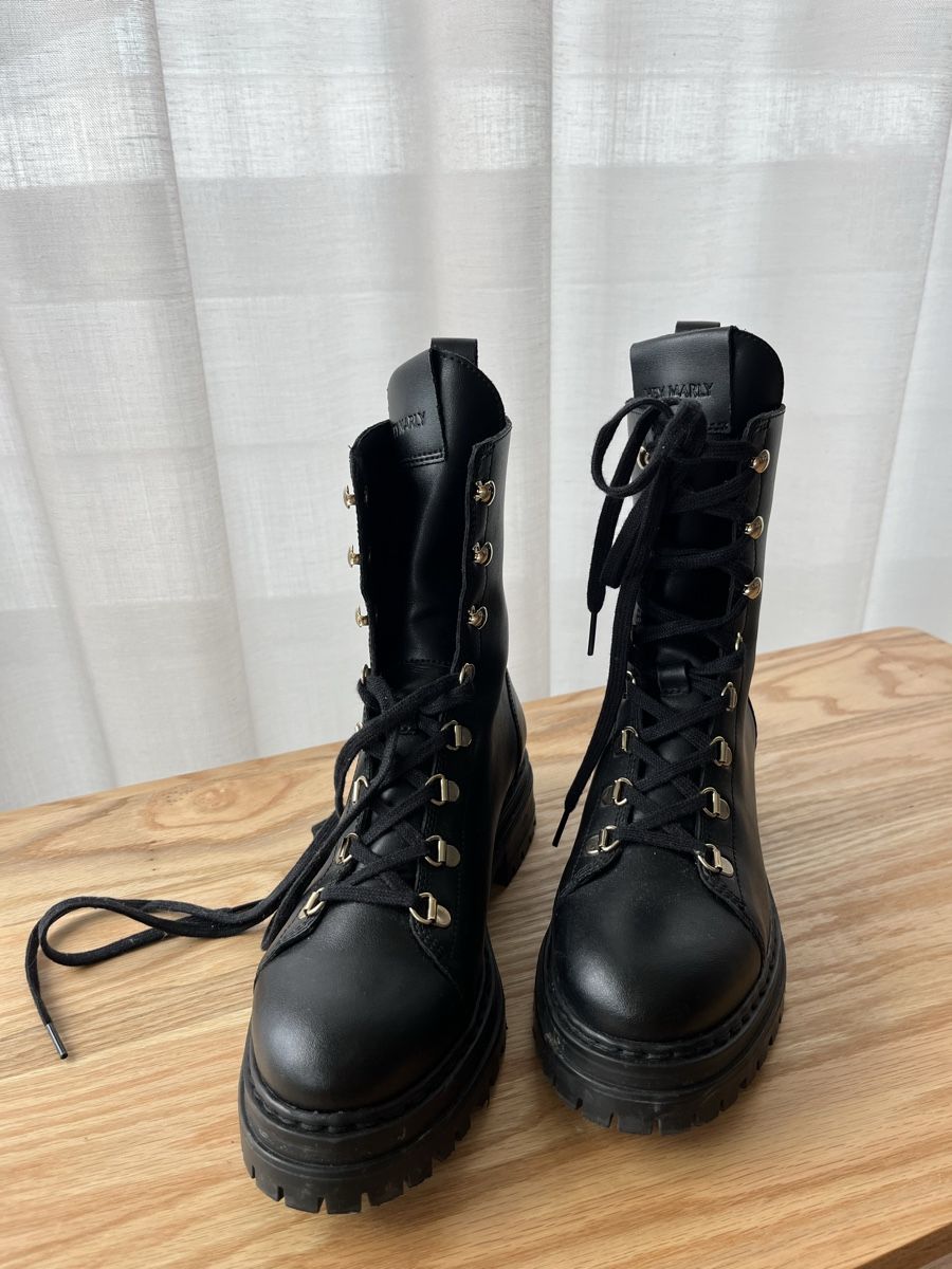 Damenschuhe: HEY MARLY Schnürboots, Gr. 39 – Gebraucht aus Wauwil von LoU-AiRiN