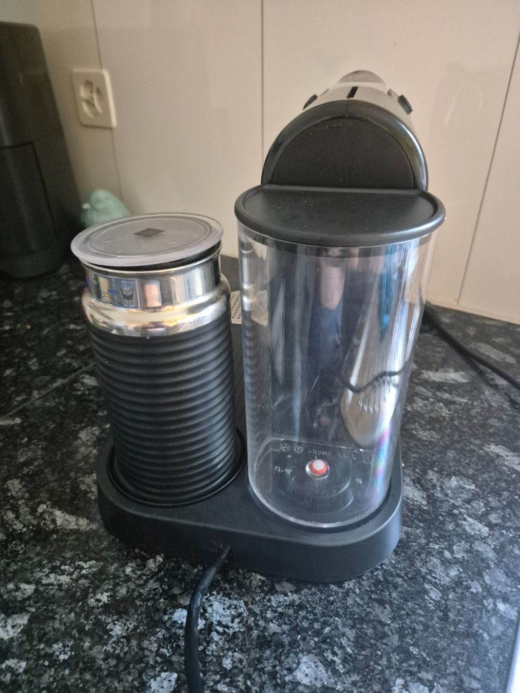 Macchine per caffè & Macchine per espresso: Nespresso CitiZ & Milk – Usato da Winterthur venduto da Neuesim 2