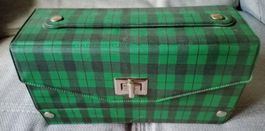 Boîte (mallette) Rangement CASSETTES / BOX verte 12 x K7