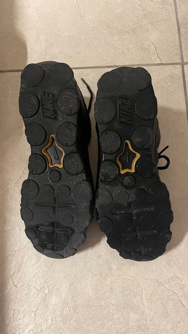 Nike Scarpe da uomo: Nike Trainingsschuhe Grösse 44 – Usato da Wetzikon ZH venduto da Schrungus 2