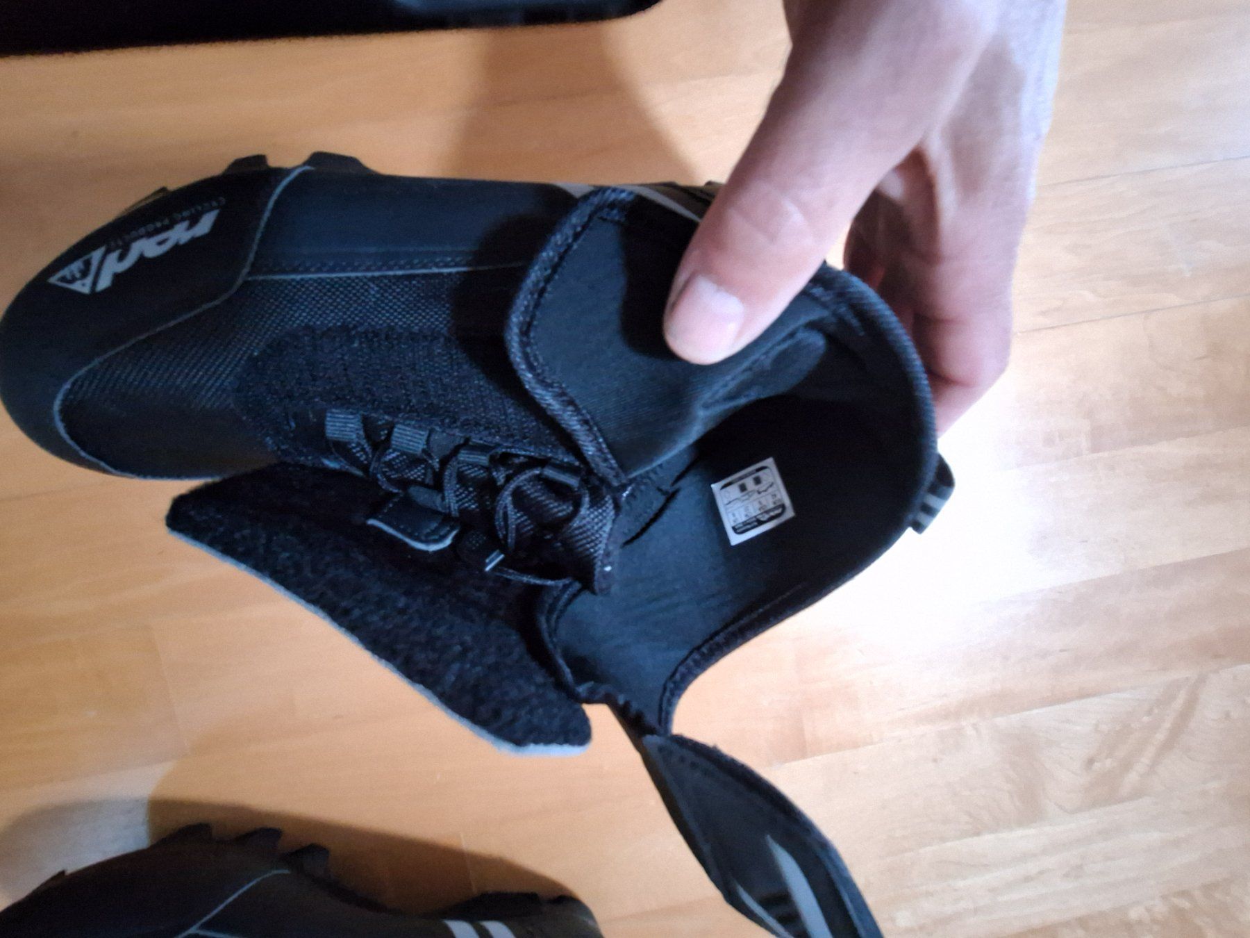 Chaussures hommes: Winterbikeschuh – Neuf avec emballage d'origine à Nänikon par Wolfi1972 3
