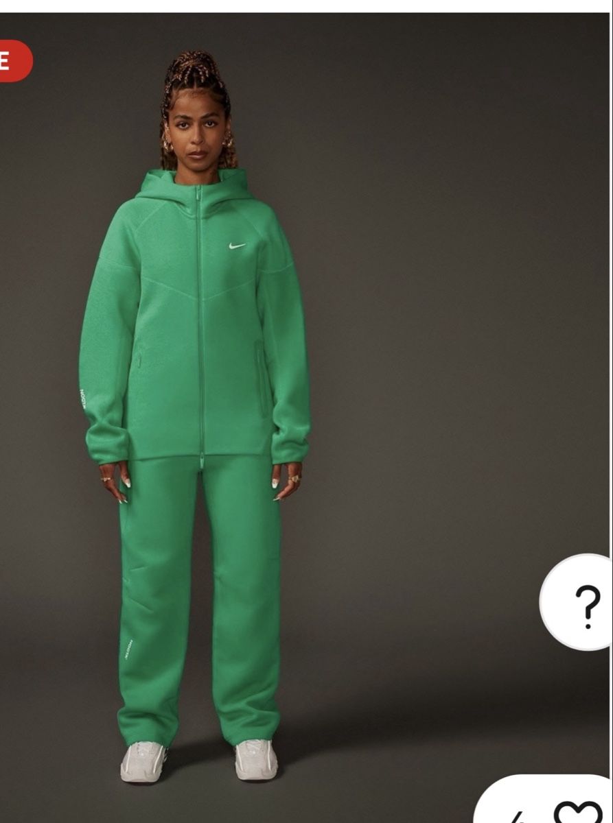 Nike Lots de vêtements: Trainer Nike Nocta , XS – D'occasion à Muntelier par cyrillus01