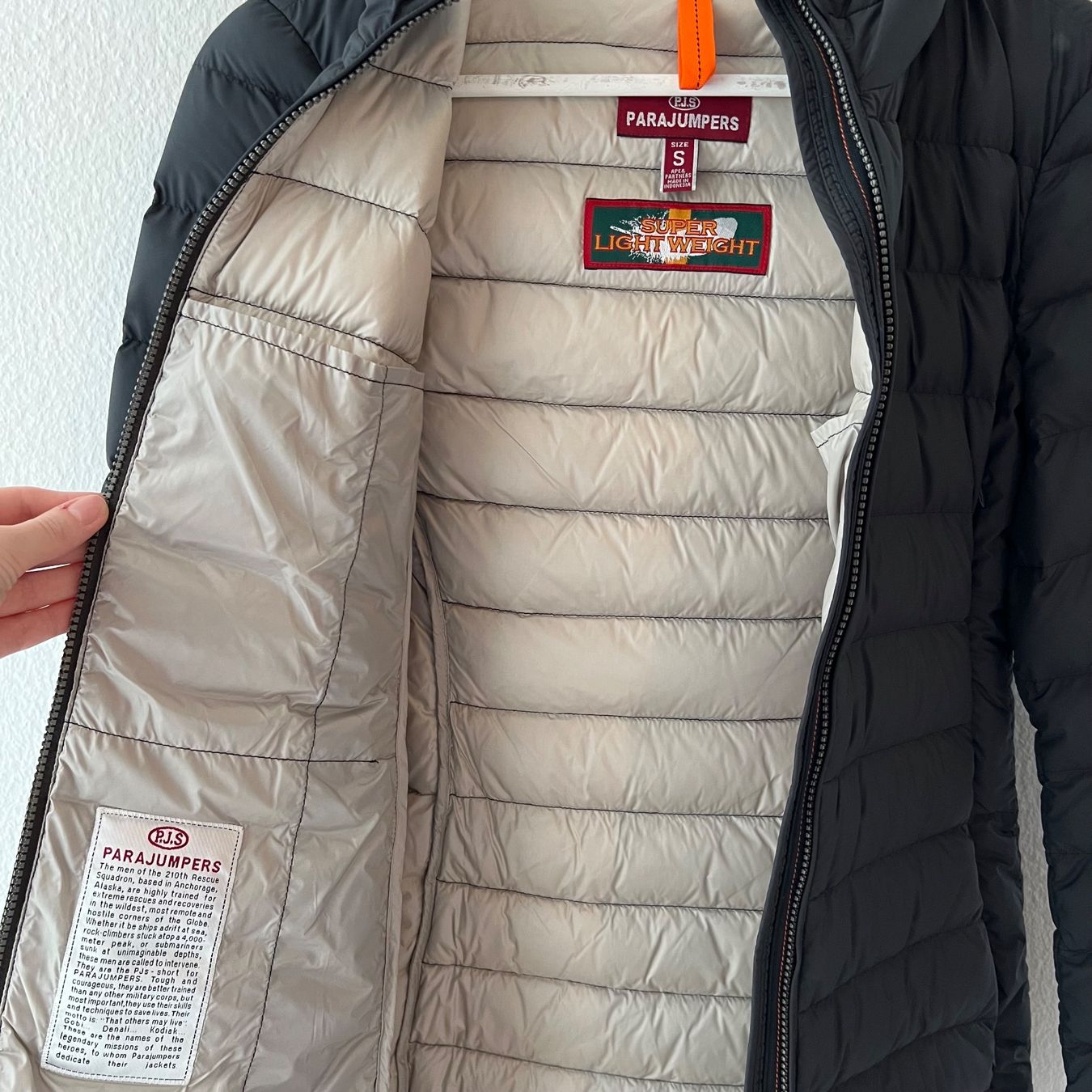 Parajumpers Cappotti: Leichter Parajumpers Daunenmantel – Usato da Arlesheim venduto da Charlotte.grm 3