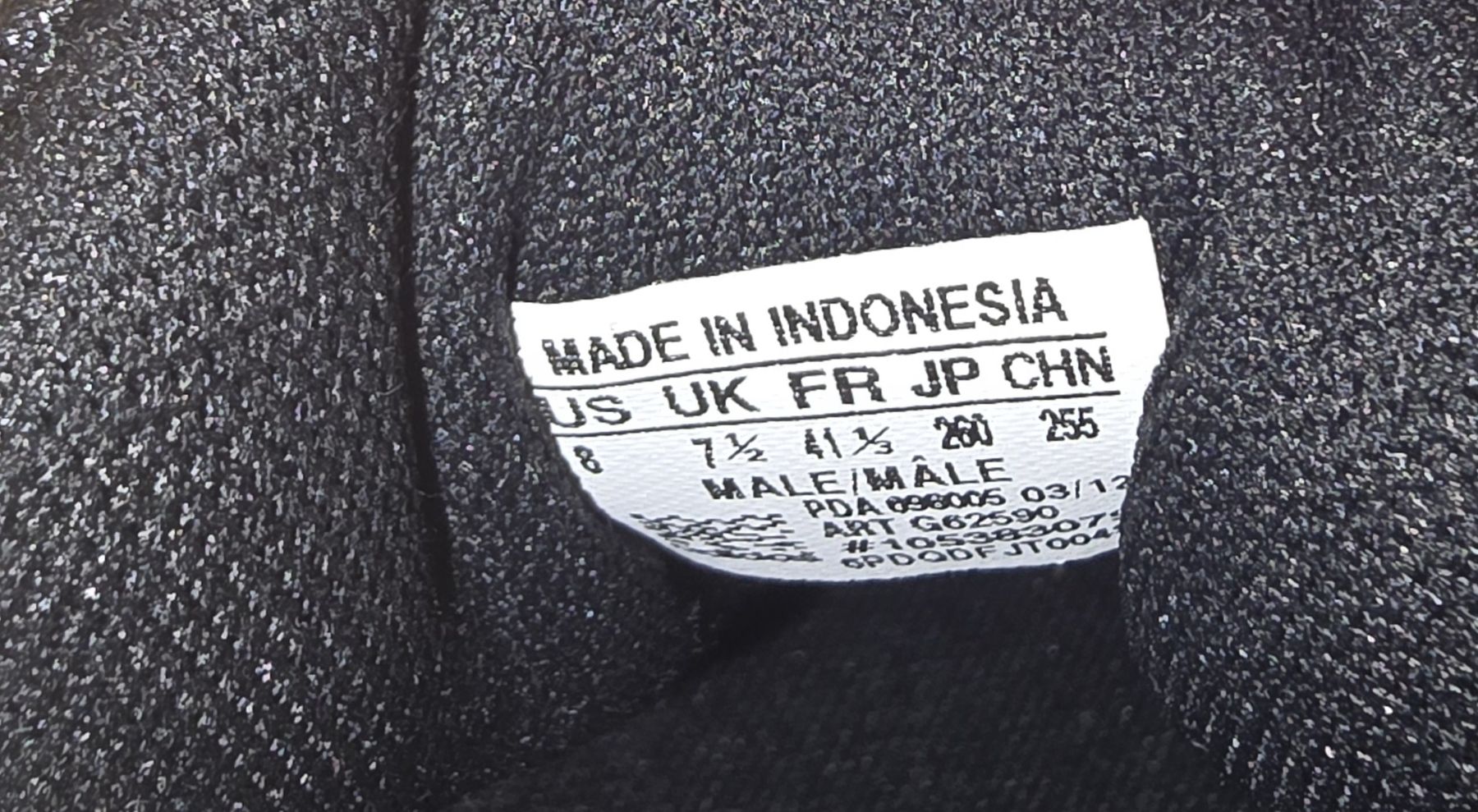 Adidas Scarpe da uomo: Adidas Schuhe, Gr. 41.5, Schwarz – Usato da Gelterfingen venduto da charly3333 5