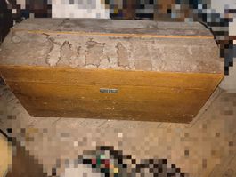 Holztruhe, antik
