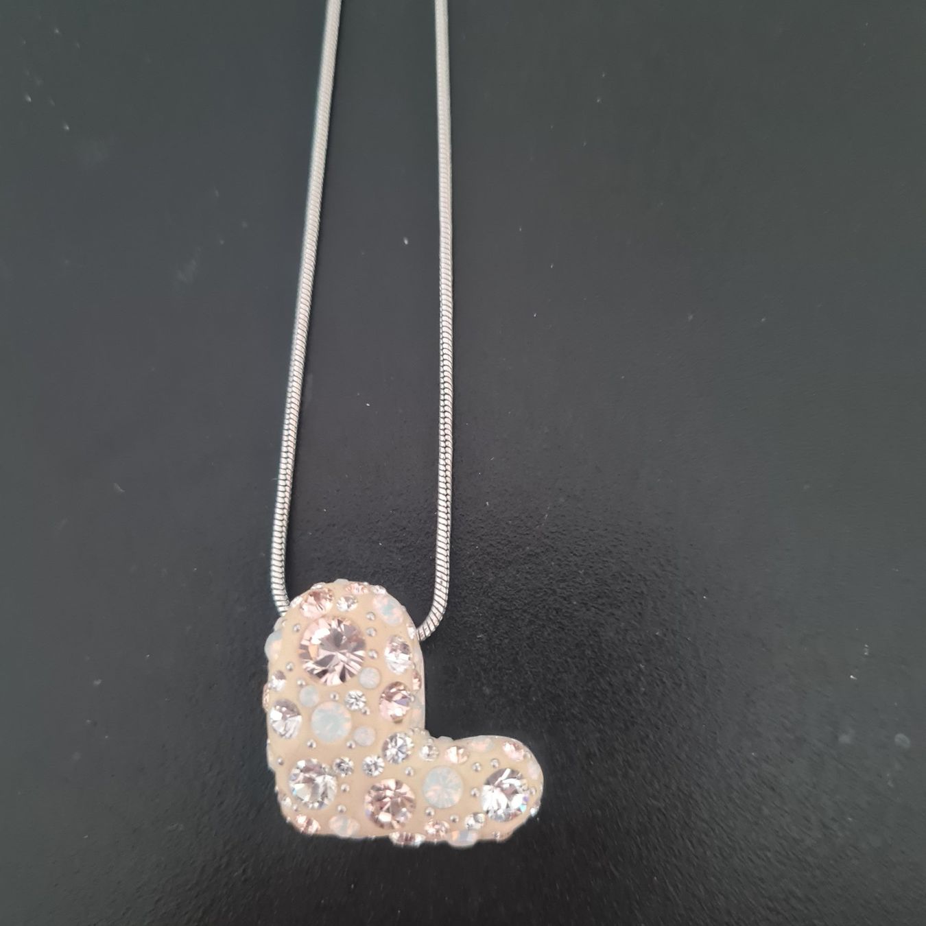 Swarovski Catenine: Halskette mit Herz Swarovski – Usato da Anglikon venduto da wba8008