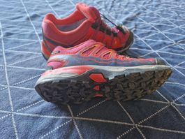 Salomon Trekking Schuhe pink 31