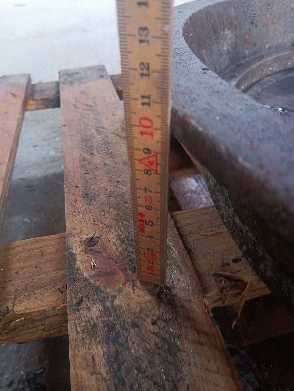 Autres matériaux de construction: Schachtdeckel – D'occasion à Osterfingen par raindrop141 3