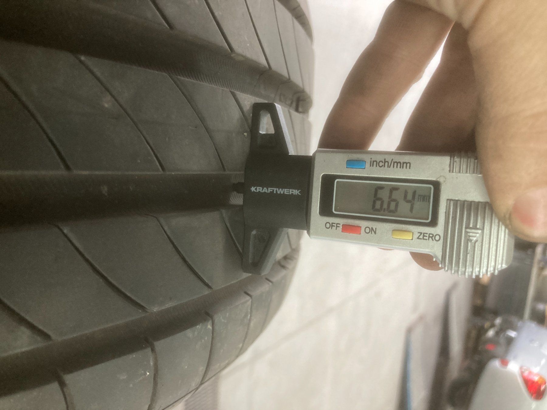 Michelin Pneus & Kompletträder: 225/45R17 Sommerpneu Michelin – Gebraucht aus Cham von WB2223 6