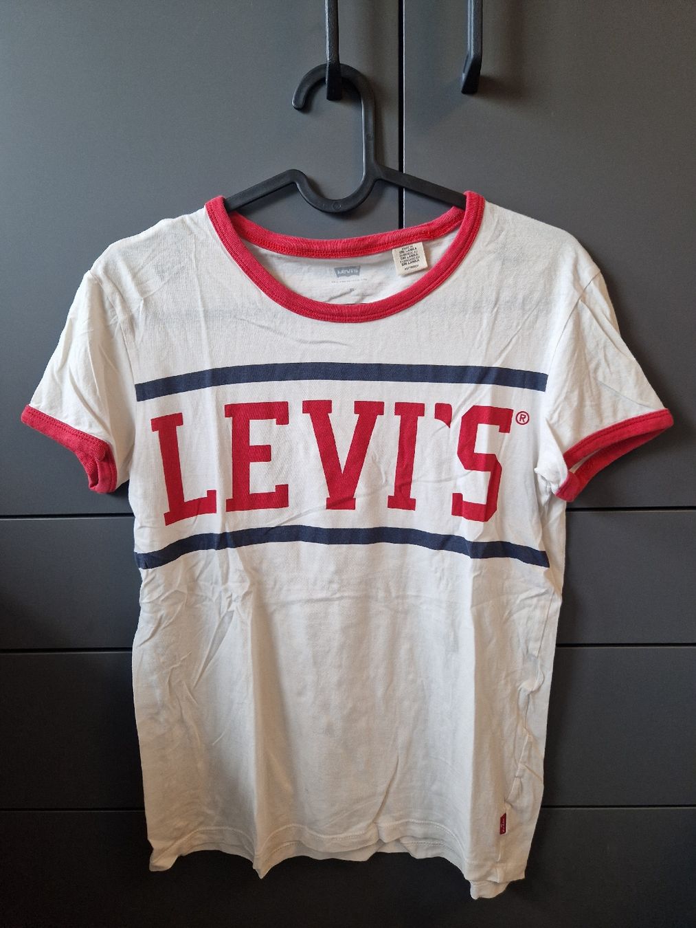 Levi's T-shirt: Levis Tshirt Gr. XS – Nuovo (secondo la descrizione) da Frauenkappelen venduto da sarahgygax_