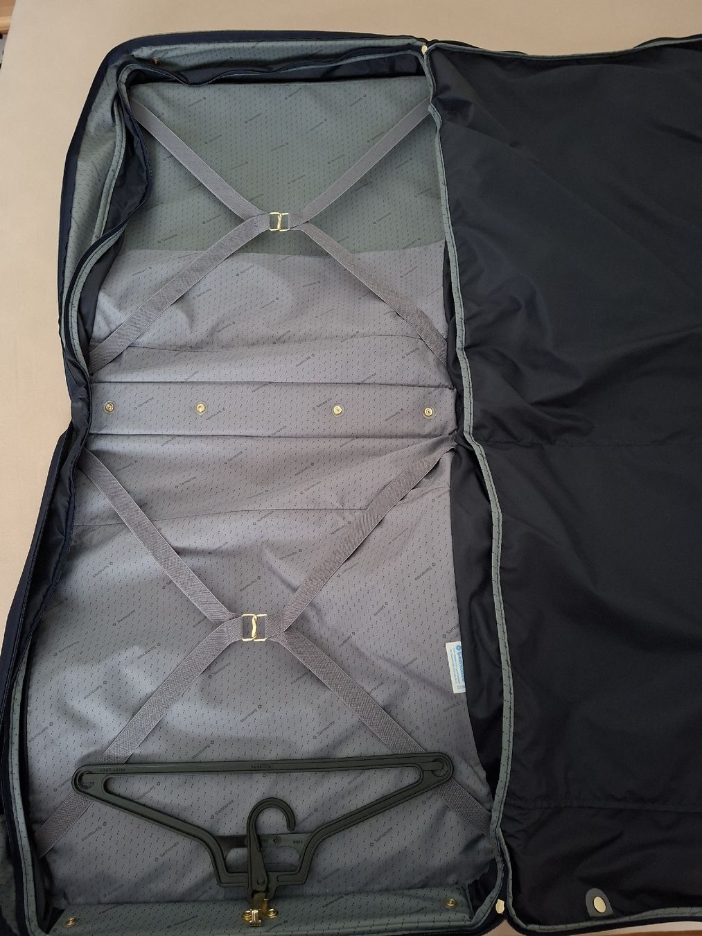 Samsonite Valigie: Samsonite Kleiderkoffer dunkelblau – Usato da Affoltern am Albis venduto da Tibu987 2