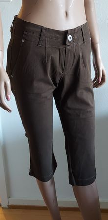 Neue Freesoul Capri Hose, Grösse 30 braun