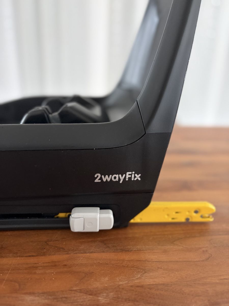 Fixations: Maxi-Cosi 2wayFix ISOFIX – D'occasion à Rain par Jasbe 1