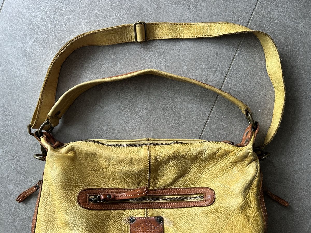Borse da donna: BAYSIDE LEDER - HAND / UMHÄNGETASCHE – Usato da Nidfurn venduto da cejeisda 2