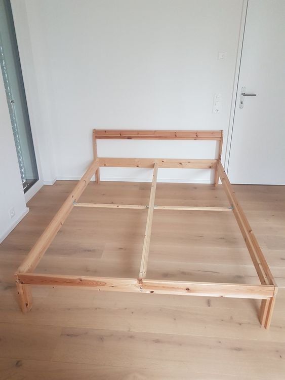 Ikea Letti: IKEA Neiden Bettgestell Kiefer – Usato da Zürich venduto da rodkimble