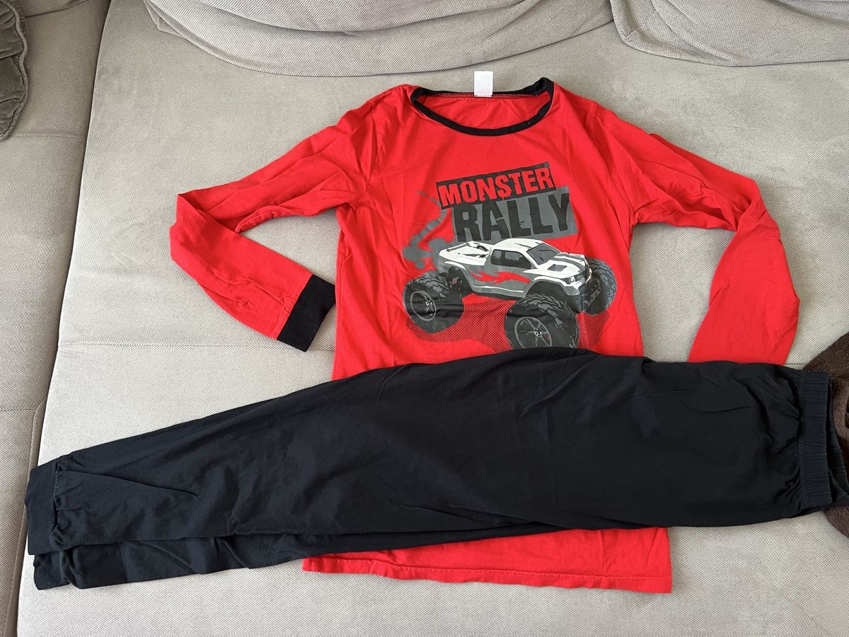 Migros Pyjamas & Ähnliches: 2 Winter Pyjama gr. 170 / 176 – Gebraucht aus Triesen von bubita 5