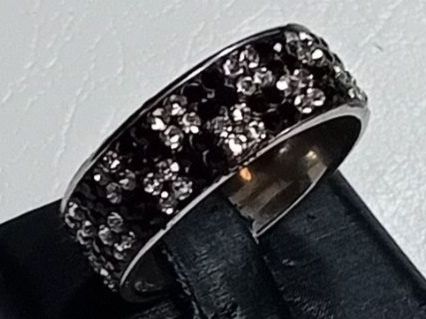 Ringe: ring edelsthal mit kristall,,,glanzig – Neu (gemäss Beschreibung) aus Basel von bij_5hqd