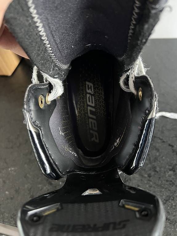 Bauer Schlittschuhe: Schlittschuhe Bauer Supreme Ultrasonic Grösse 7 – Gebraucht aus Arlesheim von FS_79 4