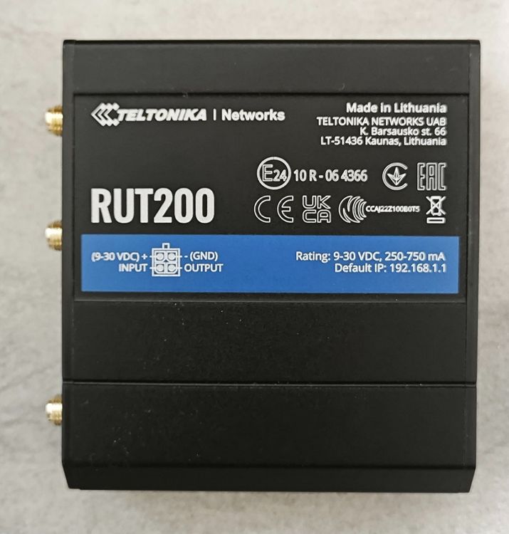 Teltonika Router 4G LTE - RUT200 + Mobile Roof SMA Antenna (Gebraucht ...