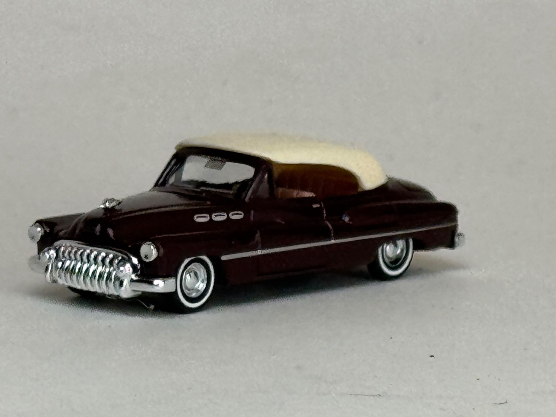 Busch Modellini d'auto: GB- Busch Buick Cabriolet braun/creme – Usato da Elm venduto da Wikmtz
