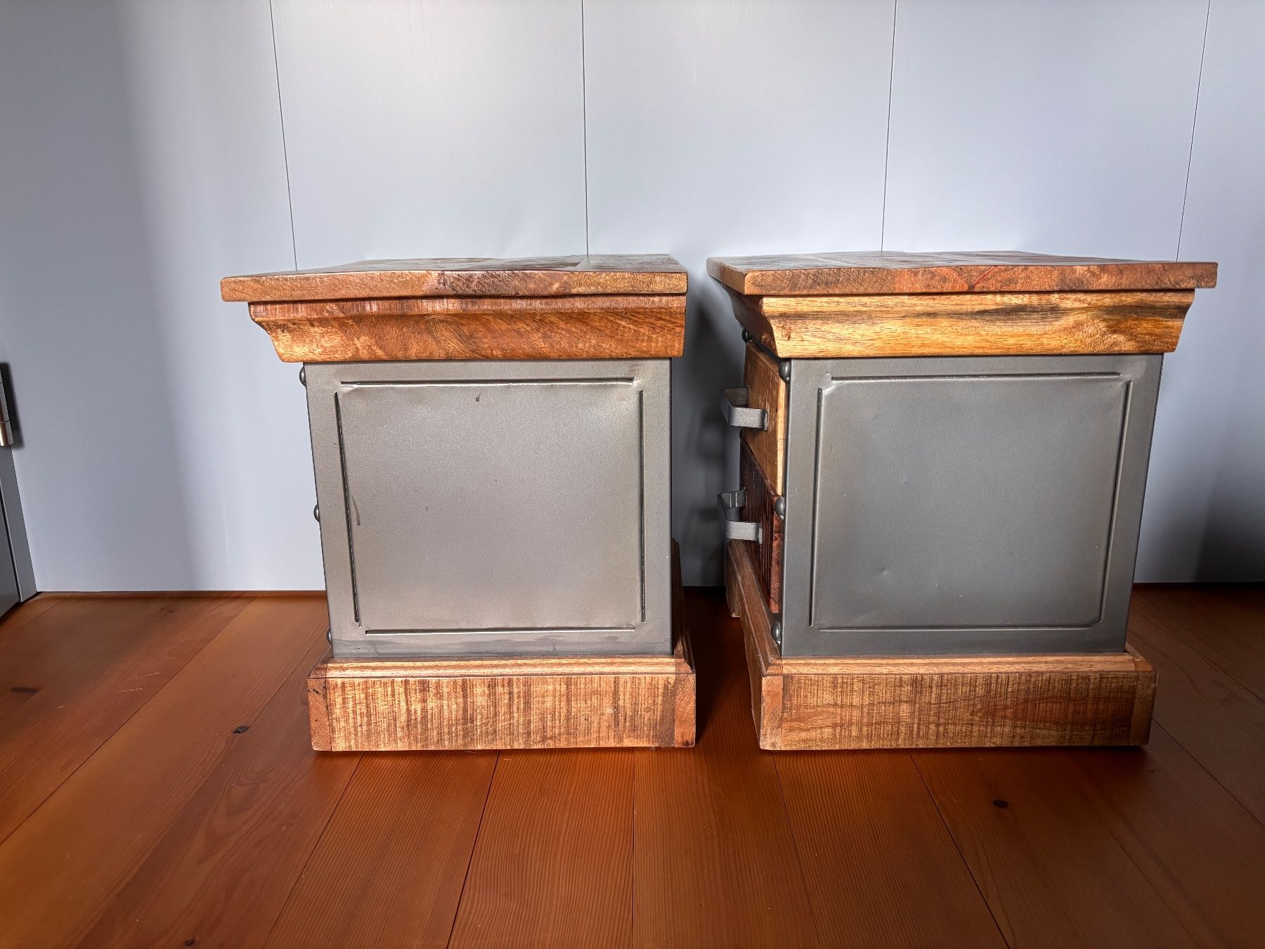 Comodini: Schöner Industrial Nachttisch 2 Stk – Usato da Sursee venduto da ellal 5