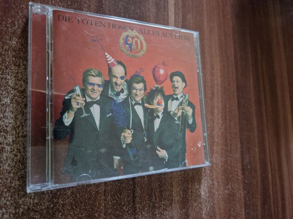 Die Toten Hosen - Alles aus Liebe - 40 Jahre (Gebraucht) in Wattenwil ...