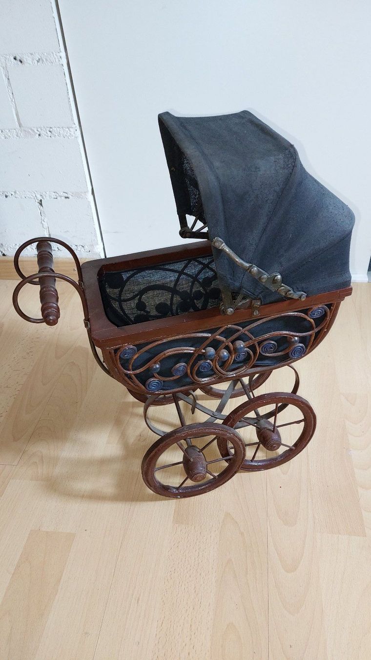 Carrozzine per bambole: Puppenwagen / Dekowagen – Nuovo (secondo la descrizione) da Zezikon venduto da Wohnrunner 2