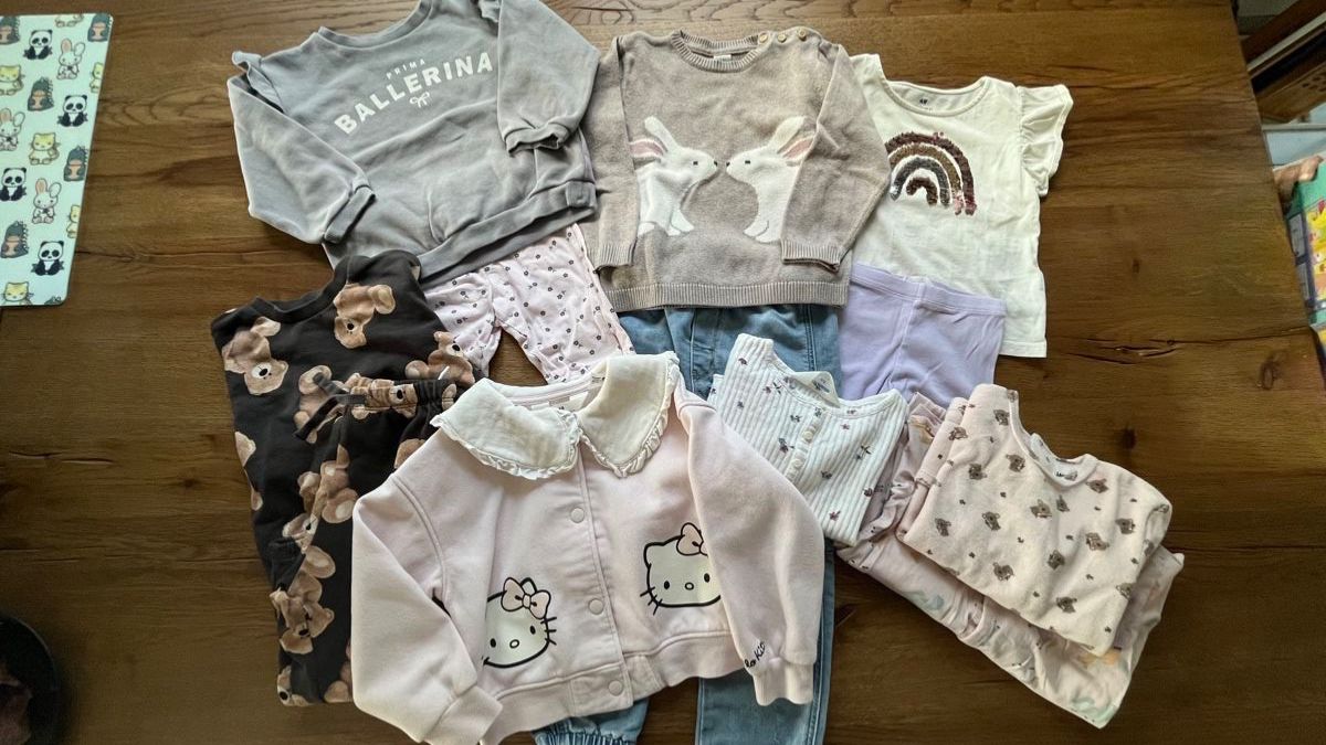 Lotti & Set di vestiti: Mädchen Kleiderpaket, Grösse 104, Top Zustand – Nuovo (secondo la descrizione) da Bassersdorf venduto da Ni0na
