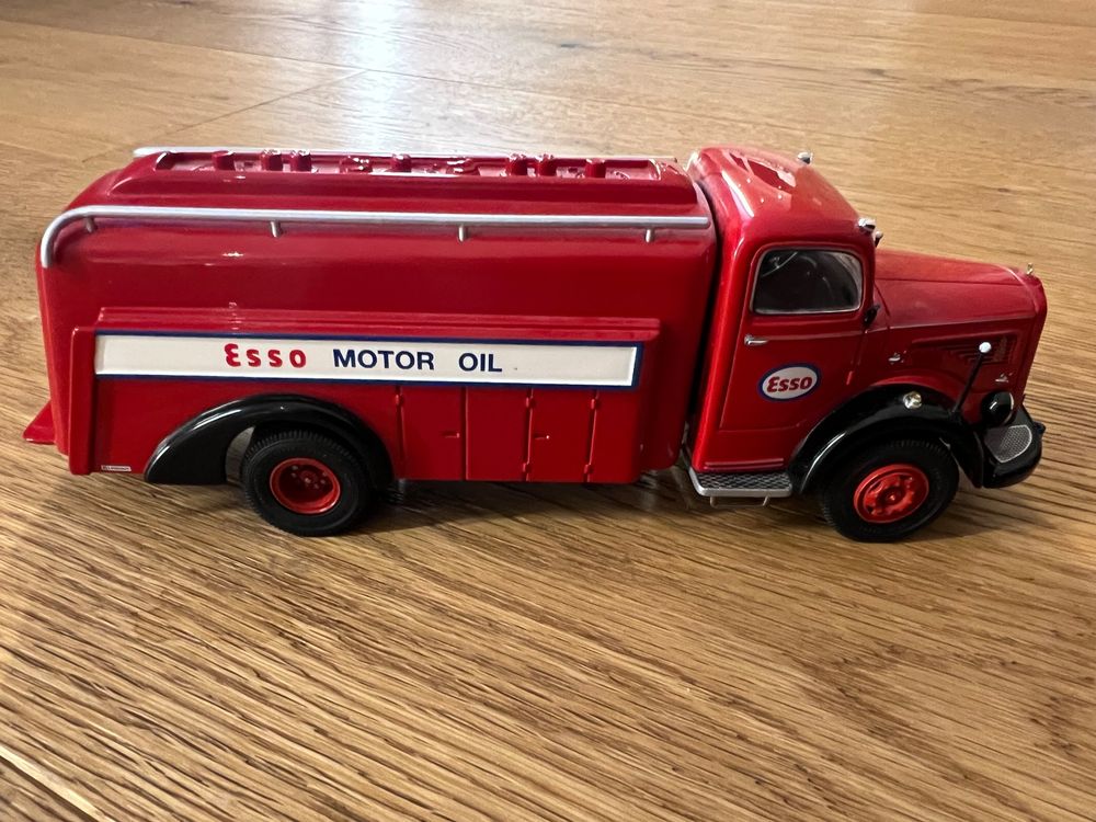 MERCEDES BENZ L 6600 FEUERWEHR KRANWAGEN OFFENBACH a.M. - SCHUCO MODELL