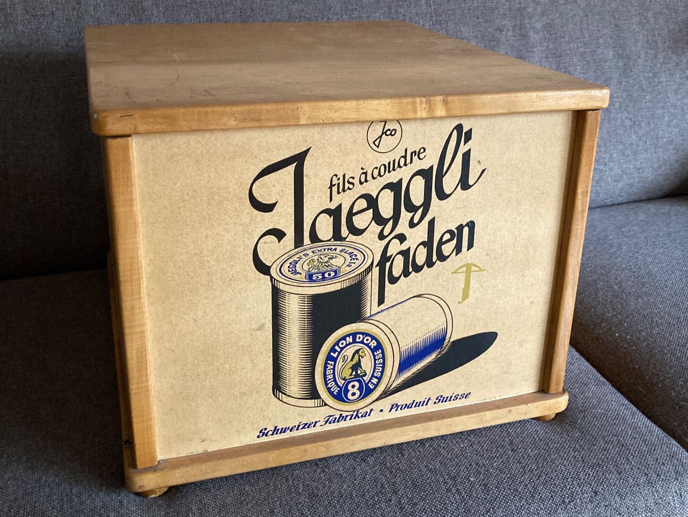 Cassettiere: SCHUBLADEN Jaeggli Nähgarn – Usato da Luzern venduto da felicebruno 1