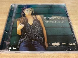 W1 Lucie Silvas – Breathe In