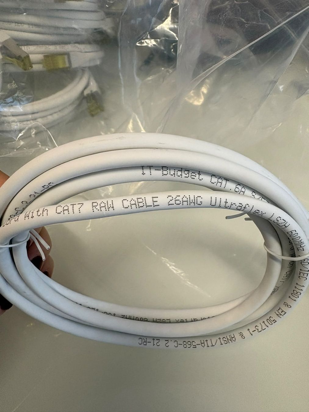 Kabel: Ethernetkabel Cat.6A – Neu und originalverpackt aus Hedingen von Luana02 3