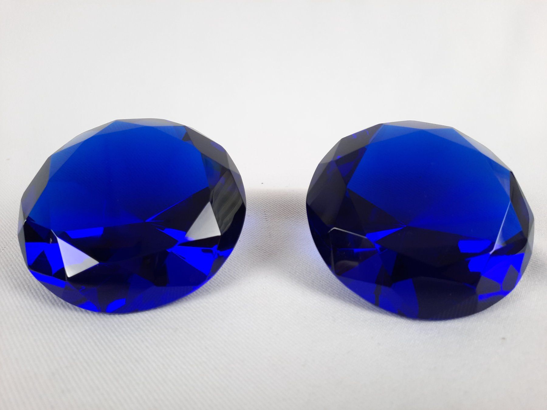 Bicchieri: 3 blaue Glaskristalle – Usato da Beinwil am See venduto da Restwert_Beinwil 6