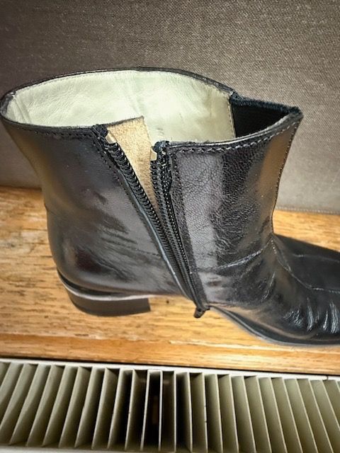 Scarpe da donna: Vabene Lederstiefeletten Gr. 36 1/2 schwarz – Usato da Winterthur venduto da projectcleanup 2